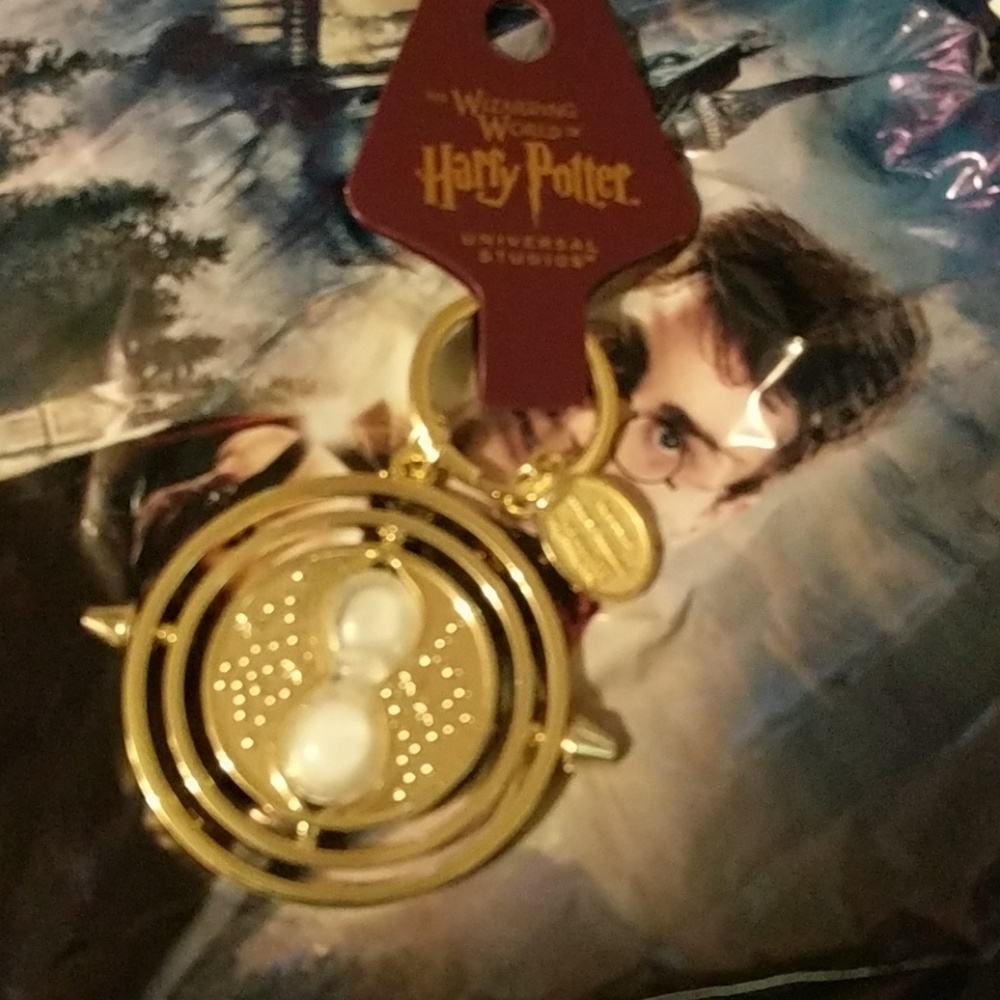 Harry Potter Universal Studios Time Turner keychai